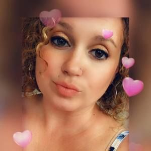 Meet your Posher, Karlyn